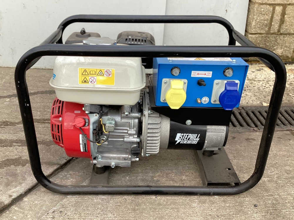 Petrol Generator 110v and 240v